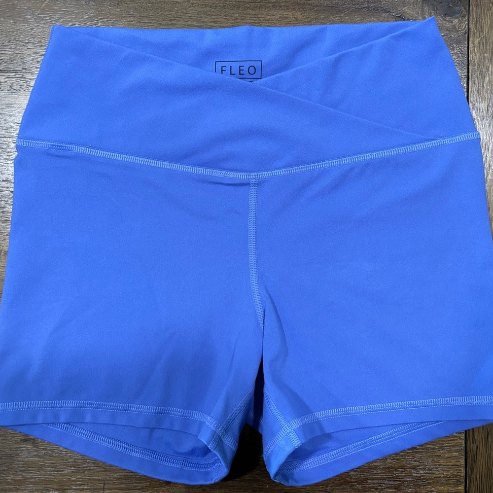 Fleo Shorts
